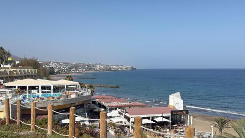 Sea & Dunes View with Pool near Yumbo & Beach - image 4