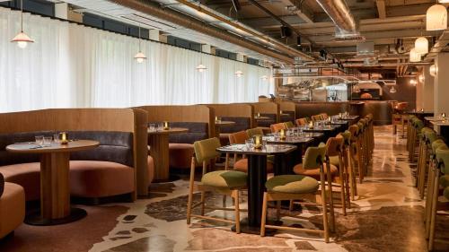Restaurant, Hotel Indigo London K West Shepherd's Bush By IHG near Embassy of Ukraine