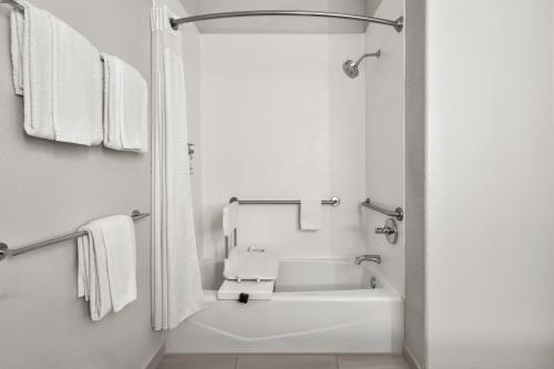 Holiday Inn Express Marble Falls an IHG Hotel - image 27