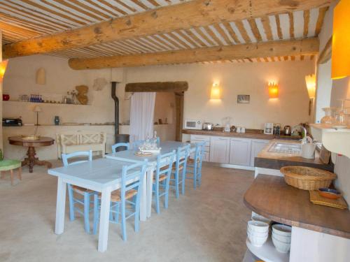 virtuve, Le Serre des Granges in Montaulieu