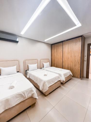 Beautiful Appartement a Gueliz - au Centre ville - front train station TGV 2 Min - image 9
