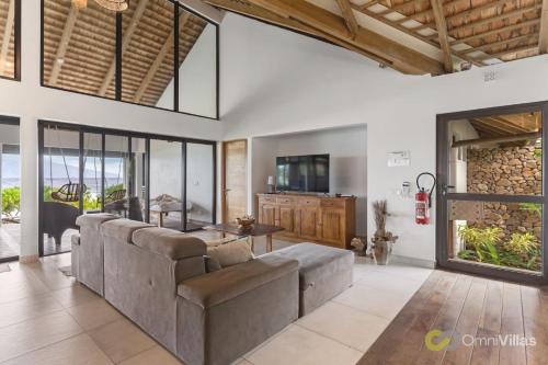 Seaside Haven: Expansive 3BR Villa in Moorea – khách sạn tại Teavaro