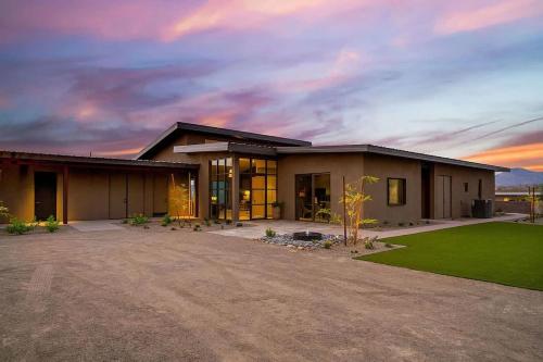 Paradise Canyon Retreat - 3 Private Estates in Fort McDowell