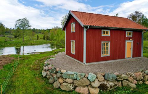 . Beautiful Home In Holsbybrunn With Wifi