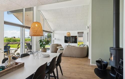 Cozy Home In Ebeltoft With Sauna in Ebeltoft