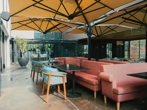 ทัศนียภาพภายนอกโรงแรม, ibis Styles Lisboa Aeroporto in โลเรส
