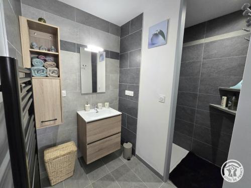 Gîte avec parking privé - 2 pers. - FR-1-616-587 (Gite avec parking prive - 2 pers. - FR-1-616-587) in Saint Medard D'Excideuil