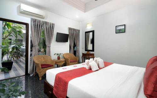 Suite, family, balcony