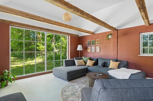 Seadmed, Secluded Cottage In Idyllic Surroundings in Harpelunde
