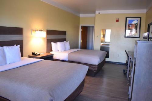 Quality Inn & Suites Gallup I-40 Exit 20 - image 35