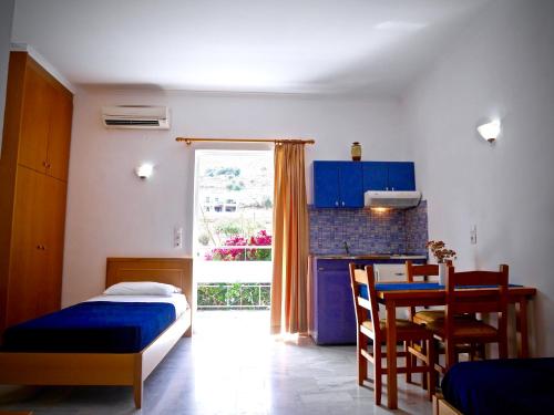 Kanakis Apartments - main image