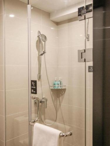 City Comfort Inn Wuhan Jianghan Road Xunlimen Metro Station – Wuhan, OH