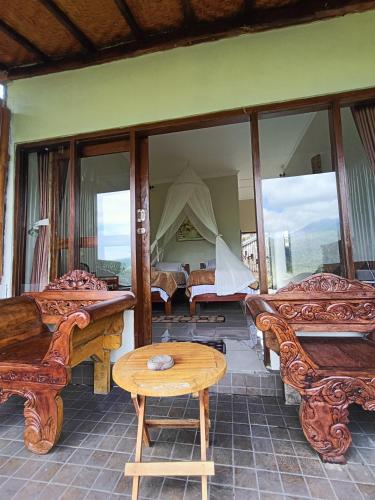Made Oka Homestay and Warung in Munduk