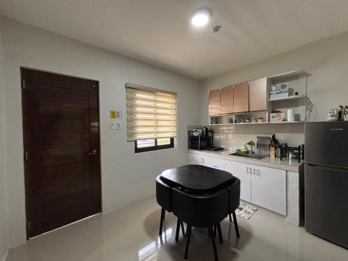 Stay at Diez in ลากูน่า