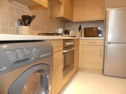Sherborne House City Centre Victorian Apartments - image 5