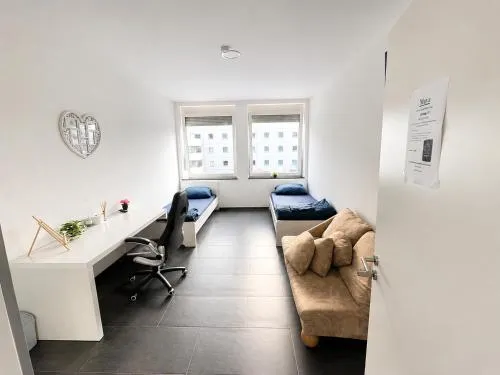 Maya Zimmer Zentral Bequem in Heilbronn, Deutschland