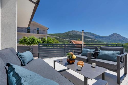 Skats, Villa Montis in Rašćane