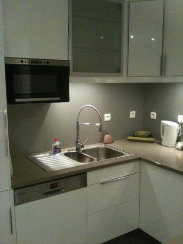 Kitchen, Les Enganes near Kyriad Centre Frejus - Saint Raphael