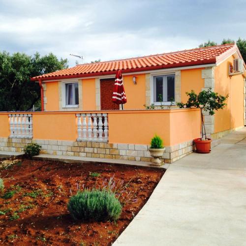  House Ante in Mrljane
