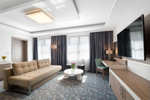 87881330 Golden Tulip Krakow Kazimierz