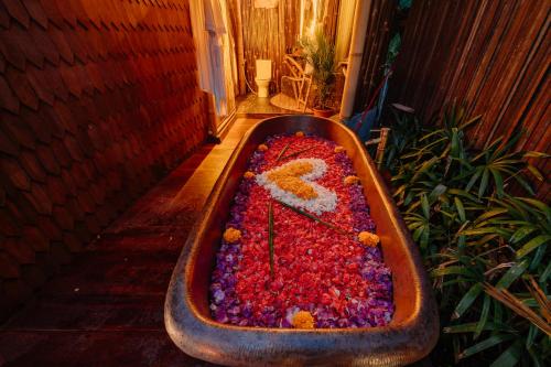 Adi's Bamboo House Sidemen - NYAN BALI in Sidemen