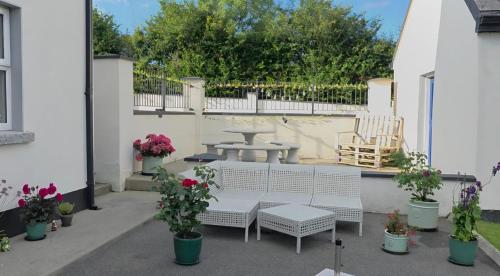 zahrada, Silvi's Guest House B & B Borris Carlow in Graignamanagh