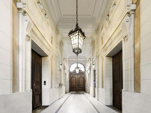 Luxury 3 Bedrooms République I by Livinparis - image 7
