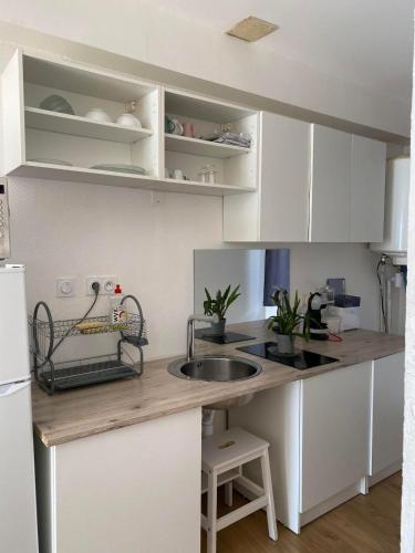 studio in Saint-Pourcain-sur-Sioule