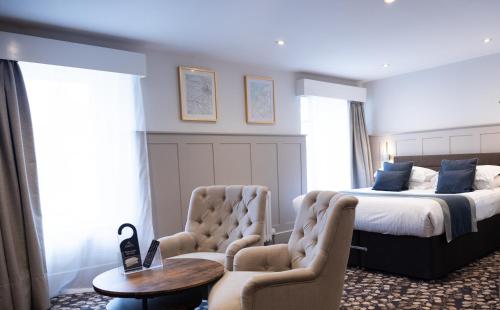1 queen bed