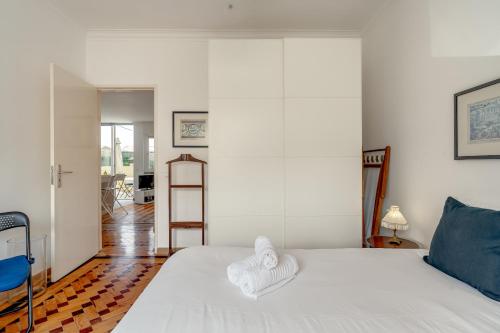Santarem Terrace by Homing in Marvila