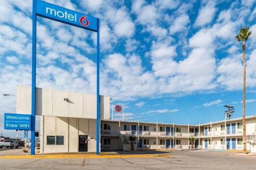 Motel 6-Blythe, CA - South Blythe