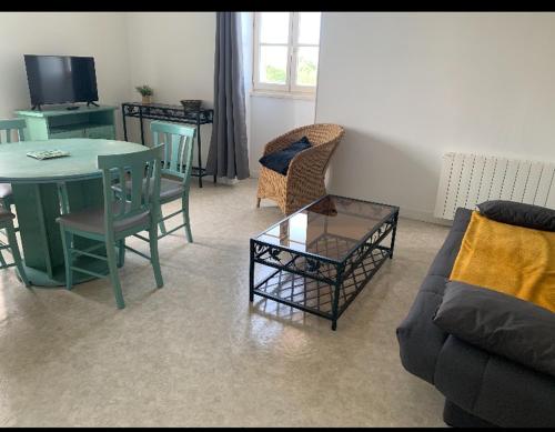 Appartement spacieux dans résidence historique - Location saisonnière - Rochefort