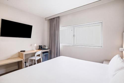 1 double bed