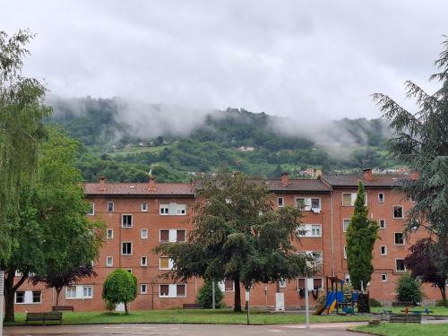 Viesnīcas āriene, Asturias casa RAMI especial parejas in Sotrondio