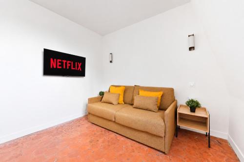 Montparnasse Stylish Studio Apartment NetFlix