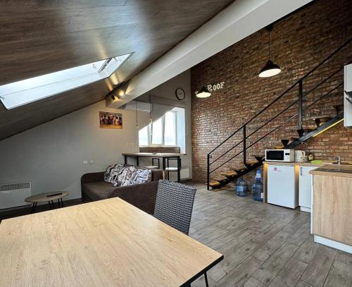 ApartPoltava Panoramic LOFT Дворівнева мансарда з виходом на терасу in Poltava