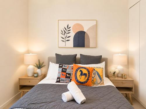 Absolute Waterfront Living in the CBD - image 11
