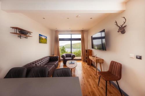 Luxurious One Bedroom House by Fairy Pools in Карбост