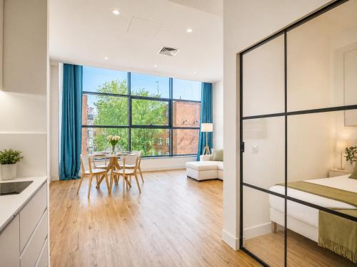 Létesítmények, Paseo Suites Hotel in Villaverde