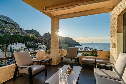 Exclusive hideaway, views, and year-round pool