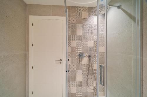 Hostal Sol y Miel Room Type - Triple Room with Terrace