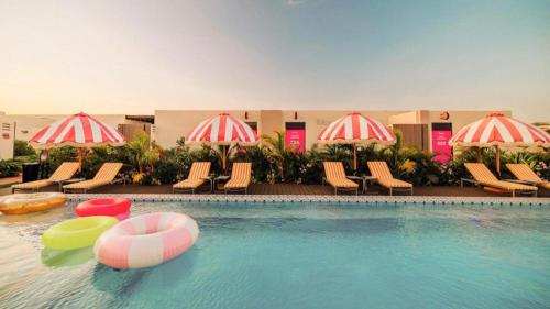 Privada Stays - Private Pools & Colorful-Chic Boutique Hotel