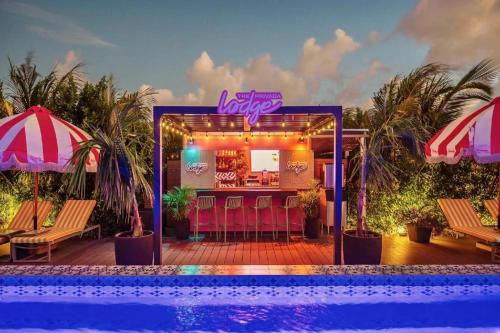 Privada Stays - Private Pools & Colorful-Chic Boutique Hotel – Oranjestad