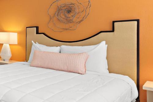 Bellwether Beach Resort – St. Pete Beach, FL