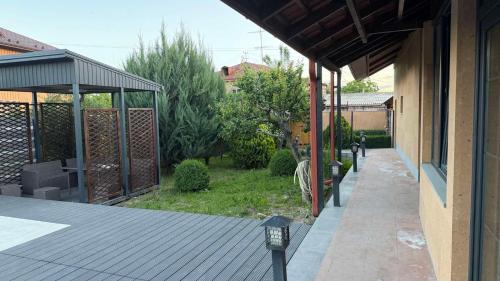 Dārzs, SUNSET Guesthouse in Ashtarak