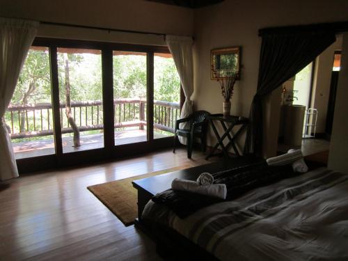 Mingwe Private Game Lodge