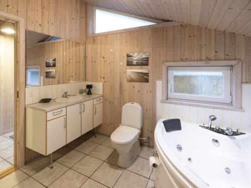 Vannas istaba, Holiday Home Ljuben - 1-1km from the sea by Interhome in Tistede