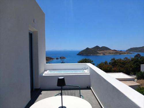 Panorama Serenity Suites in Patmos