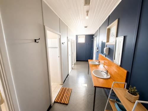Fürdőszoba, Geraldton Shoreline Lodge in Geraldton