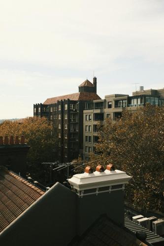 Hotel Emerald - image 2